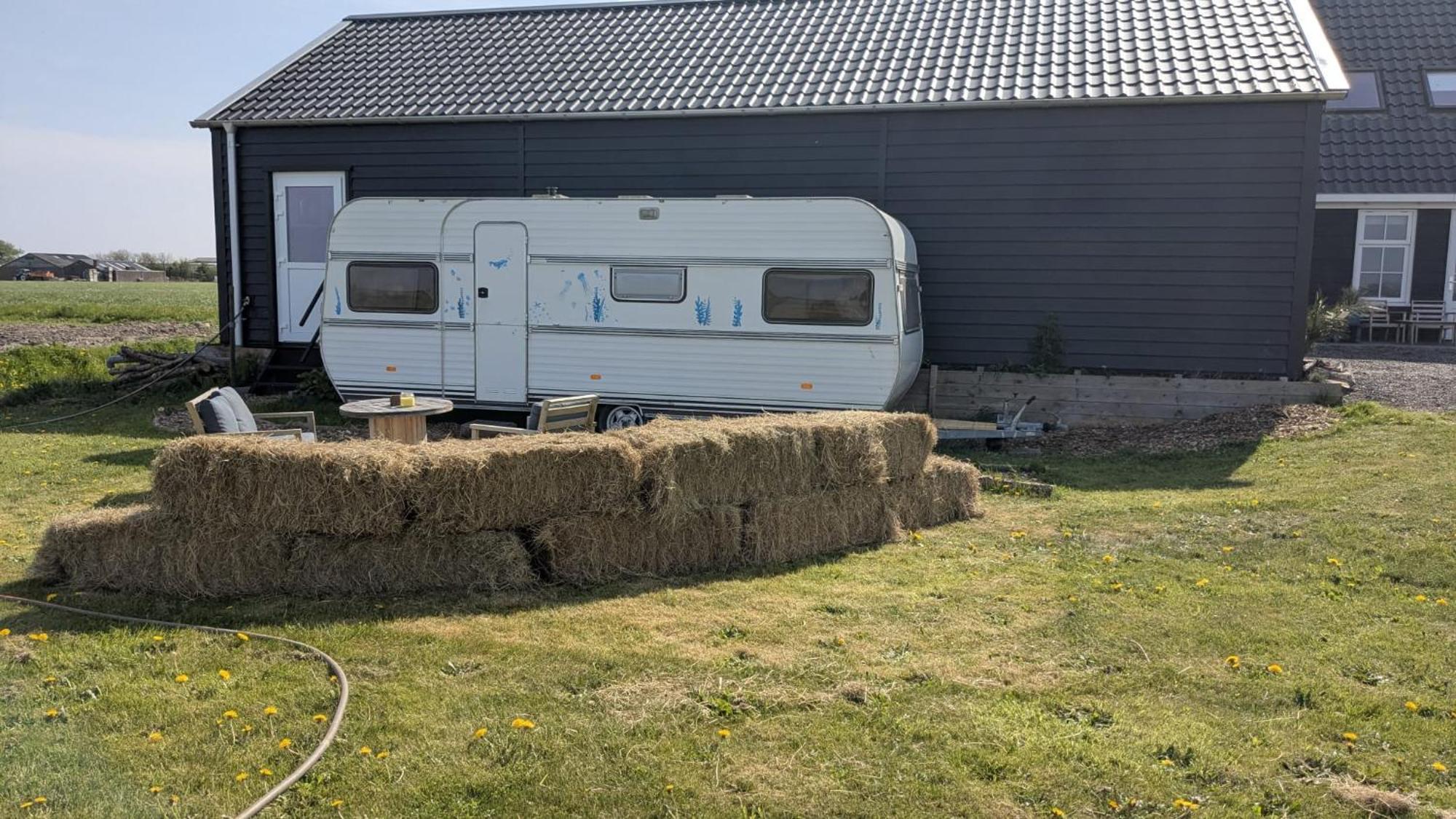 Caravan Zee By Bnb De Kapitein 't Horntje Bagian luar foto